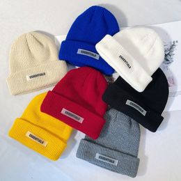 Harajuku Fashion Men Skull Caps Knitted Hats Winter Women Designer Letters Hip Hop Stamped Warm Wool Beanies Unisex Casquette Winter Bonnet Gorros