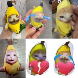 Plush Keychains 17CM 1/2pcs Kawaii Banana Cat Plush Pendant Cute Crying Banana Cat Funny Keychain Car Bag Pendant Keyring Gifts To Classmate 230817