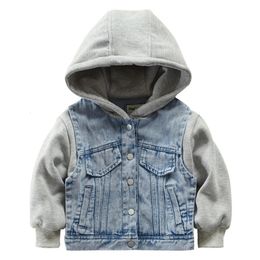 Jackets Children's Denim Jacket Fashion Patchwork Design Kids Causal Button Hooded Jean For 413 Years Boys Cowboy Outwear 230817