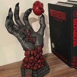 Decorative Objects Figurines 26CM Berserk Hand of God Resin Ornament Mad Death Demon Right Skull Rune Decor Crafts Fear Home Decoration 230817