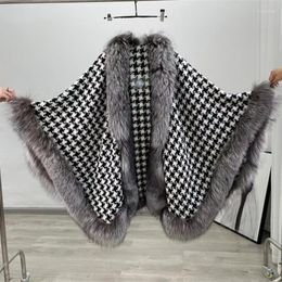 Scarves 2023 Women's Fur Coat Poncho Wool Warm Fashion Houndstooth Cloak With Trim Luxury Real Silver Cape