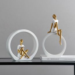 Decorative Objects Figurines Creative Home Decor Reading Sculptures Luxury Living Room Table Ornaments Abstract Resin for Office Desk Accessories 230817