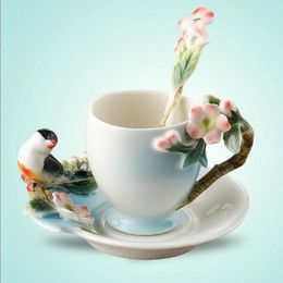 Mugs Ceramic Cup Magpies Plum Blossom Enamel color Coffee with Saucer and Spoon European Creative Tea cups tea cup set 230818