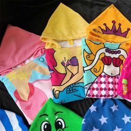 Blankets Swaddling Soft cartoon baby bath towel with hood beach robe swimming pool cover rain cape newborn bag blanket head warm baby bath towel Z230818