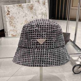 Beanie/Skull Caps Designer new women men Bucket Hat Male Female Couples fashion brand Knitted Hat womens mens Thickened Warm Beanie Winter Hat Triangle Label Z230818