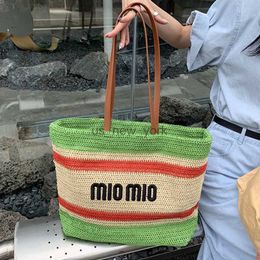 Totes Versatile Tote Bag Brand For Women Luxury Designer Handbag 2023 New In Straw Embroidery Letter Decorate High Capacity Sling Bag HKD230818