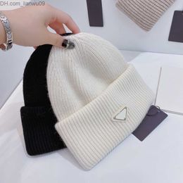 Beanie/Skull Caps Beanies for couples striped black plain men adults wholesale Winter caps Hats Women bonnet Thicken with Real Warm Girl Cap Z230819