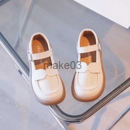 Sneakers 2023 Spring New British Style Loafers Round Toe Girls Hook Loop Simple Solid Beige Leather Shoes for School Children Fashion J230818