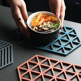 Table Mats Hollow Tea Silicone Mat Heat Insulation Dish Thickened Nordic Style Dining Striped Grid Home