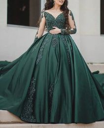 2023 Ball Gown Quinceanera Dresses Bridal Gowns Jewel Neck Illusion Lace Appliques Beads Satin Long Sleeves Sweet 16 Dress