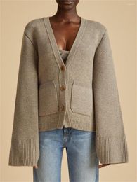 Women's Jackets Women V-Neck Solid Color Long Sleeve Cardigan 2023 Autumn Female Single Breasted Wool Elegant Sweater