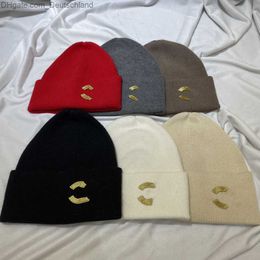 Beanie/Skull Caps Luxury Designer Beanie Hats Caps Men Women Knitted Hat Skull Winter Unisex Cashmere Letters Casual Outdoor Fashion Hat Z230818