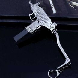 Novelty Items Submachine Gun 15CM Miniature Model New High Quality Pistol Gun Keychain Craft Pendant Birthday Gifts R230818