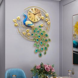 Wall Clocks European Style Retro Rose Gold Digital Peacock Clock Living Room Silent Quartz Metal Wandklok Decor AH50WC