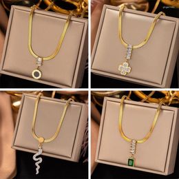 Chains Roman Green Zircon Pendant Necklace Titanium Steel Collarbone Chain Plated With 18K Gold For Women Jewelrys