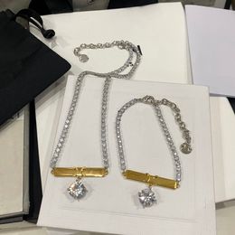 Designer smycken set armband halsband för kvinnor kopierar lyxstil silver 18k guld plätering retro fashionabla kvinnor bröllopälskare gåva med stämpel afrikansk