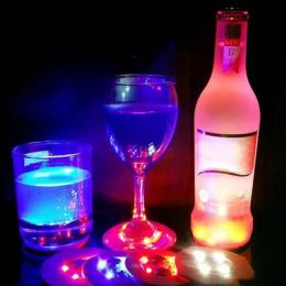 Blinking Glow LED Bottle Sticker Coaster Lights Flashing Cup Mat Battery Powered For Christmas Party Wedding Bar Vase Decoration Light235 LL