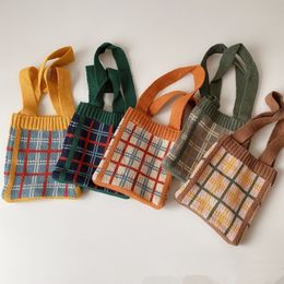 Diaper Bags 8541 Children Knitted Bag Autumn Korean Children s And Girls Vintage Wenssen Baby s One Shoulder Wool Lattice 230818