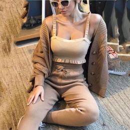 2023 new fashion V-neck sweater set for women