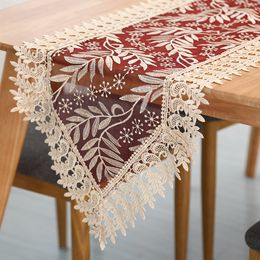 Table Runner Burgundy Lace Table Runner Leaf Embroidered TV Cabinet Tablecloth Luxury Tassel Dresser Table Flag Dust Cover Manteles De Mesa 230817