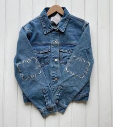 New Denim Jacket High Quality Loe Designer Jacket Men Women Loose Denim Coat Trend Denims Clothing Cardigan Overalls High Waist Embroidered Jeans Overs 910