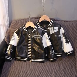 Cardigan Baby Boys Letter Print Baseball Coat Stripes Collar 2023 Spring Faux Leather Moto Jackets for Children Racing Biker FY11073 230818