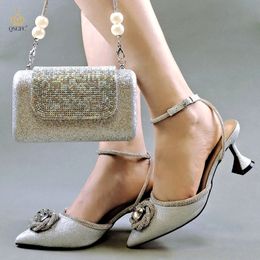 Dress Shoes QSGFC Fashion Elegant Silver Color Beautifully Matched With s Large Pearls Ladies And Bag Set For Party 230818