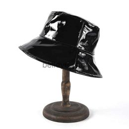 Stingy Brim Hats Bucket Hat Waterproof Rain Caps Fashion Black Patent Leather Solid Color Retro Street Hip Hop Fishing Bonnet Beach PartyJ230819