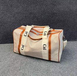 Designer di alta qualità da viaggio in tela Hands Borsone di grande capacità Carry on Lages Duffel Bag Letter Print Unisex Lage Letter