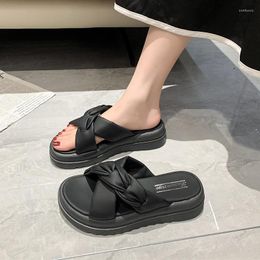 Slippers Q281 Spring And Summer Slip-on Thick-soled Solid-color Round-toe All-match Beach Outerwear Temperament Factory Directly Supp