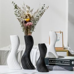 Vases Ceramic Vase Art Nordic Creative Living Room Table Dried Flower Arranger Home Decoration Accessories For Flowers Aesthetic