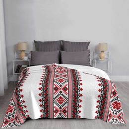 Blankets Printed Embroidery Blankets Warm Flannel Geometric Throw Blanket for Bed Travel Rug Piece R230819