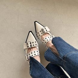 Dress Shoes French Pointed Mary Jean Shoe 2023 Spring Personality with Skirt Small Leather Retro Thick Heel Women 230901