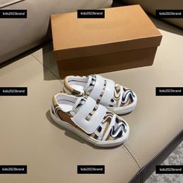 kids shoes Fashion designer Casual Shoe Khaki Child Sneakers baby shoes New Products Box Packaging Children's Size 26-35