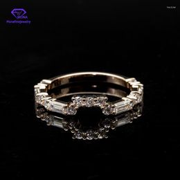 Cluster Rings 14K Yellow Gold Sparkling Full Eternity Moissanite Band Round Cut Stones Princess Wedding Diamond Ring