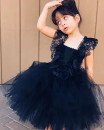 2023 Black Lace Flower Girl Dresses Ball Gown Tulle Spaghetti Knee Length Vintage Little Girl Peageant Dress Gowns ZJ416