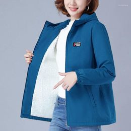 Women's Trench Coats Manteau Femme Add Velvet Thicken Coat For Women Winter Jacket Female Plus Size Middle Aged Mother Windbreaker 4XL