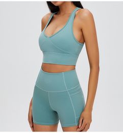 Women's Shorts Summer Fitness Two-Piece Set: Short Cross-Back Outdoor Sports Suit With High Waist Sculpted Hips Yoga Pants Pockets