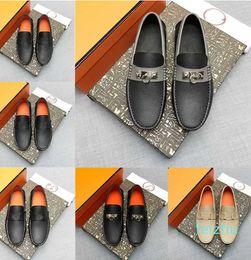 Luxury designer dress shoes men's stroll charm embellished suede loafers leather men's casual bean shoes flat shoes driving factory