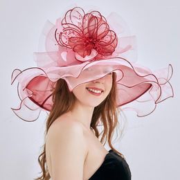 Berets Women Sunscreen Beach Fedoras Hat Female Summer Feather Flower Fashion Hats Collapsible Sun Foldable Banquet Cap H6500