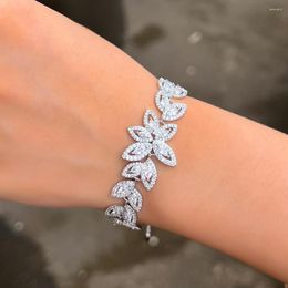 Link Bracelets BeaQueen Fancy Flower Leaf Shape Cubic Zircon Adjustable Bracelet For Ladies Women Bridal Shiny Engagement Wedding Jewellery