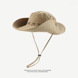 Berets Tie Vintage Windproof Hiking Hat Strap Camping Bucket Hats For Men American Western Sunscreen Retro Cowboy Caps Women