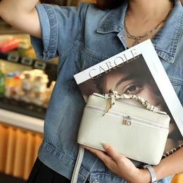 New Niche Leather Handbag Gentle Elegant White Small Square Closed Toe Layer Leather One-Shoulder Crossbody Square Box Bags