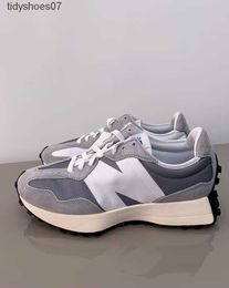 scarpe sportive NB327 L'antenato della dinastia Yuan Grey White White Black White Sea Sale Spesso Spesso NB2002R Scarpe