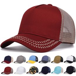 Partihandel tom 5 panel polyesternät Anpassad broderi logotyp trucker hatt för man och kvinna df189