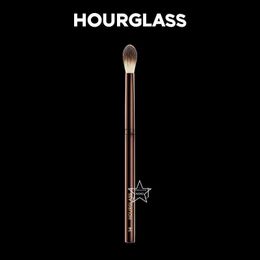 Makeup Brushes Hourglass 14 Detaie Setting Brush Tapered Highlighter Make Up Brush Synthetic Contour Highlighter Powder Setting Makeup Tool HKD230821