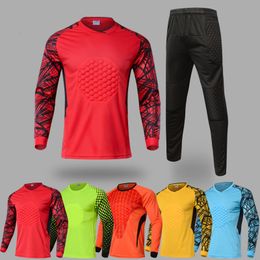 Outdoor TShirts Soccer Jersey Set Men Blank Football Goalkeeper Training Suits Quick Dry Sports Kits Uniforms Sponge Protector 230821