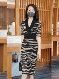Ethnic Clothing 2023 Chinese Vintage Dress National Zebra Stripes V-neck Oriental Retro Banquet Evening Vestido Feminino Streetwear