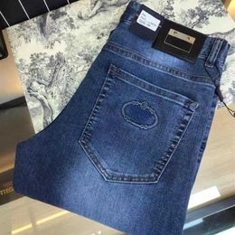 Vers designer jeans men casual pants classic embroidered Jeans mens trousers plus size fashion denim Pnats 29-42234i