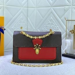 Designer Bag Luxury Shoulder Bag Fashion Chain Bag Luxury Leather clamshell purse Classic embossed alphabet crossbody bag